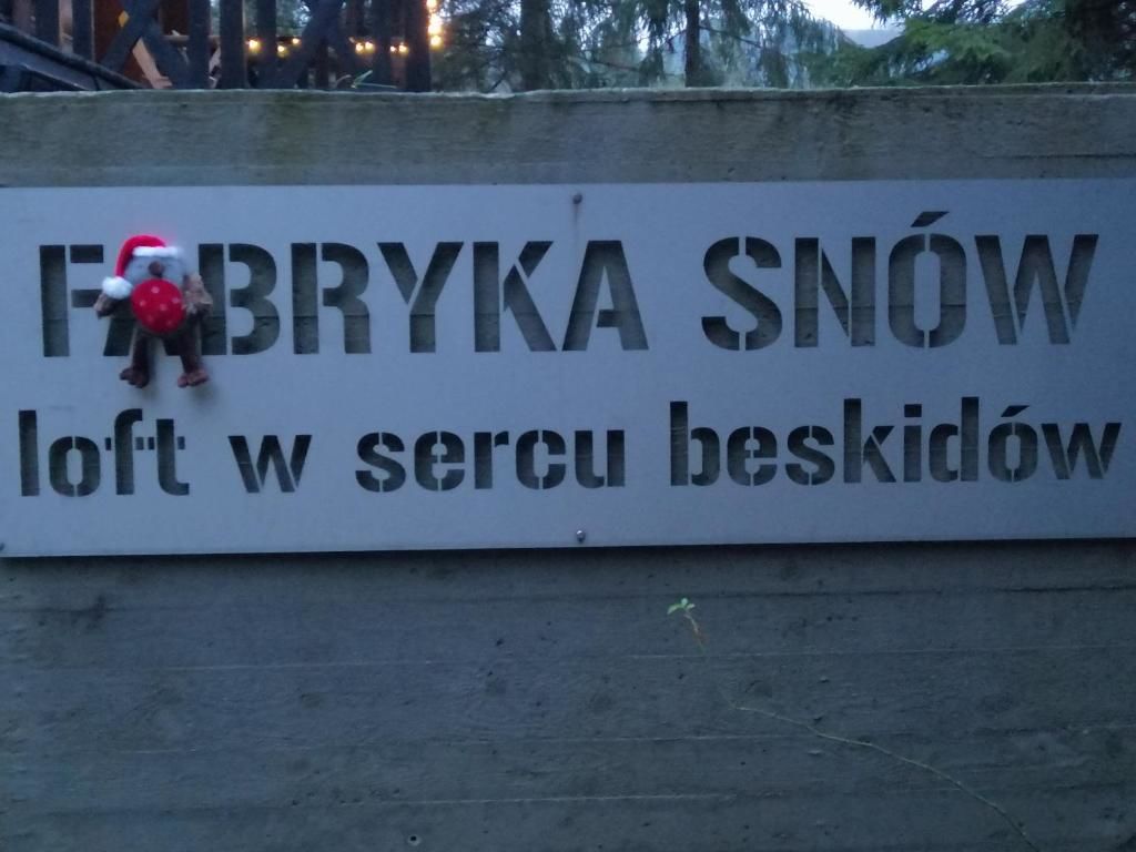 Дома для отпуска Fabryka Snów loft w sercu Beskidów Истебна-234